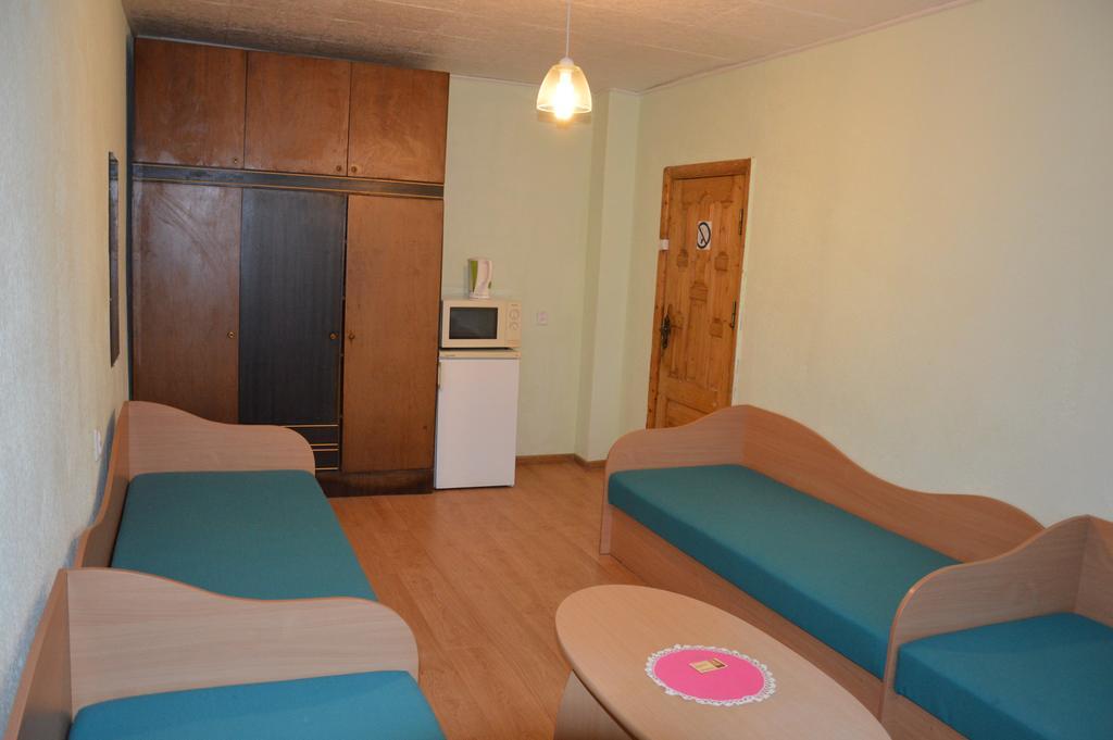 Chernobyl Type Rooms In A Block Flat House Шяуляй Номер фото