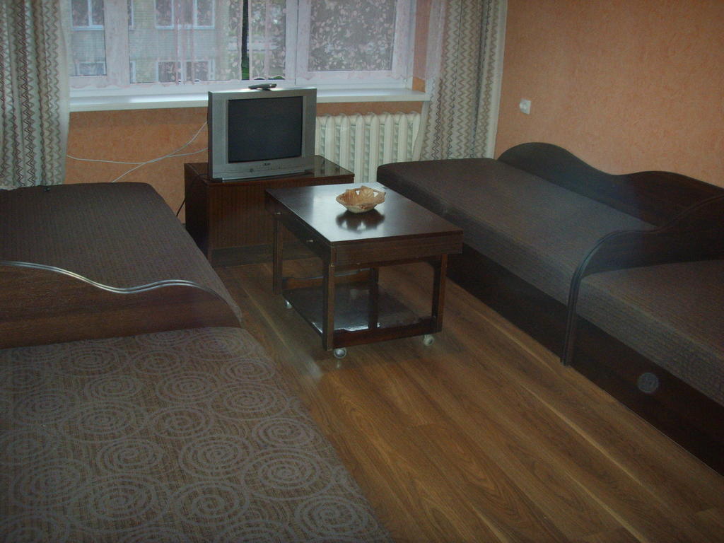 Chernobyl Type Rooms In A Block Flat House Шяуляй Номер фото