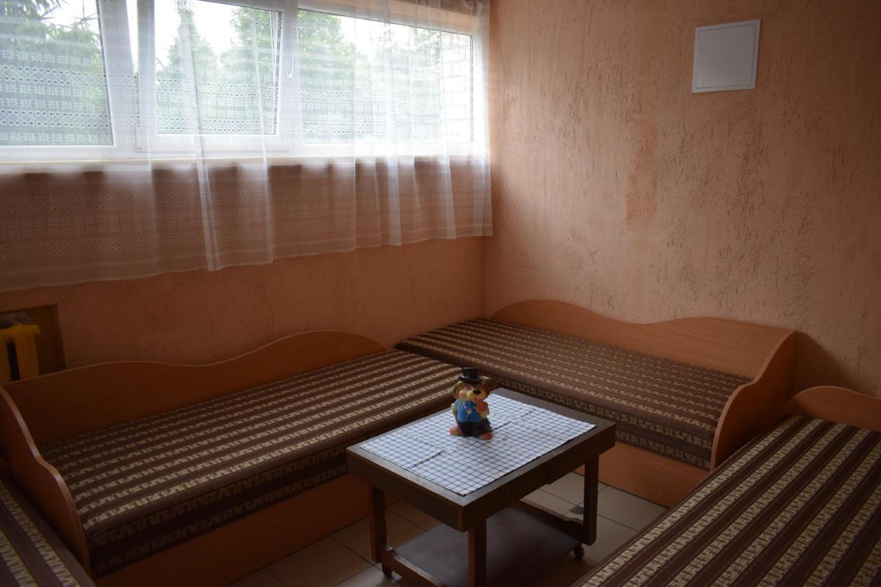 Chernobyl Type Rooms In A Block Flat House Шяуляй Экстерьер фото