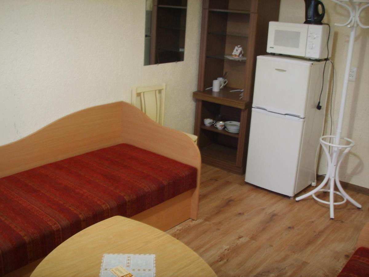 Chernobyl Type Rooms In A Block Flat House Шяуляй Экстерьер фото